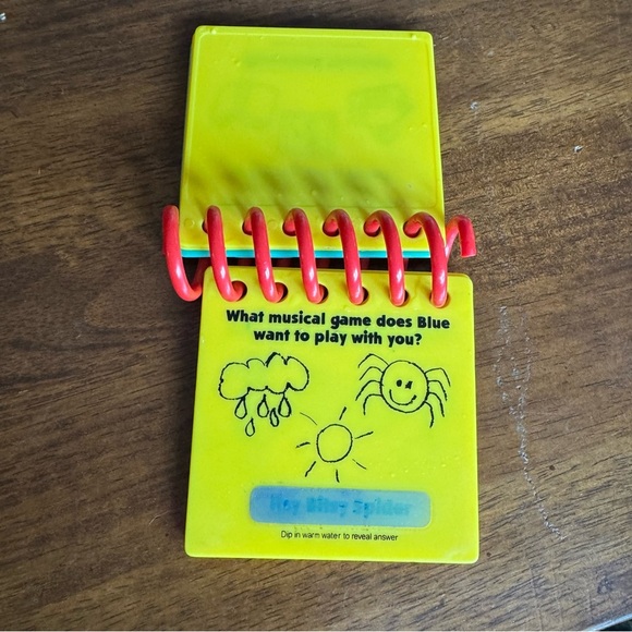 Blue’s Big Musical Handy Dandy NoteBook With Secret Revealable Clues 2000 - Picture 4 of 9